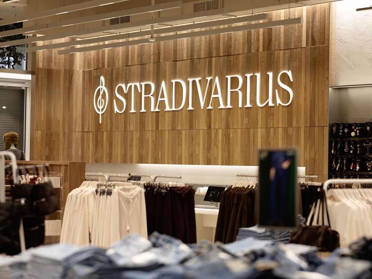 Global fashion brand Stradivarius opens first Glasgow store at Silverburn