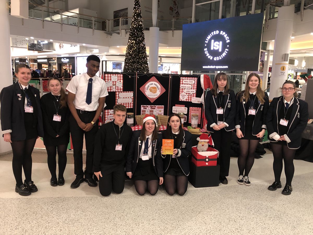 Braehead celebrates bright young business stars this Christmas