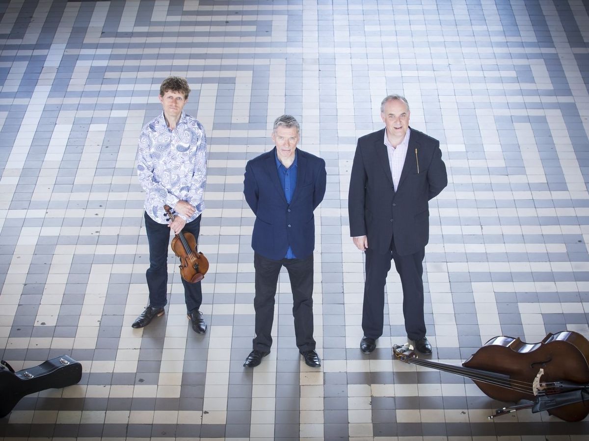 Timothy Rapsody Rhapsody in Blue: Tim Kliphuis Trio at The Queens Hall Edinburgh ...