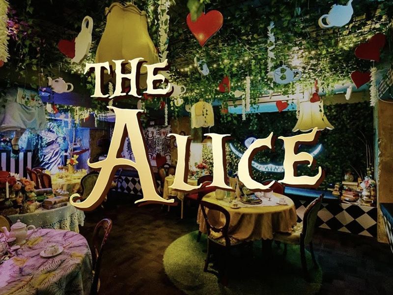 The Alice POP UP Cocktail Experience