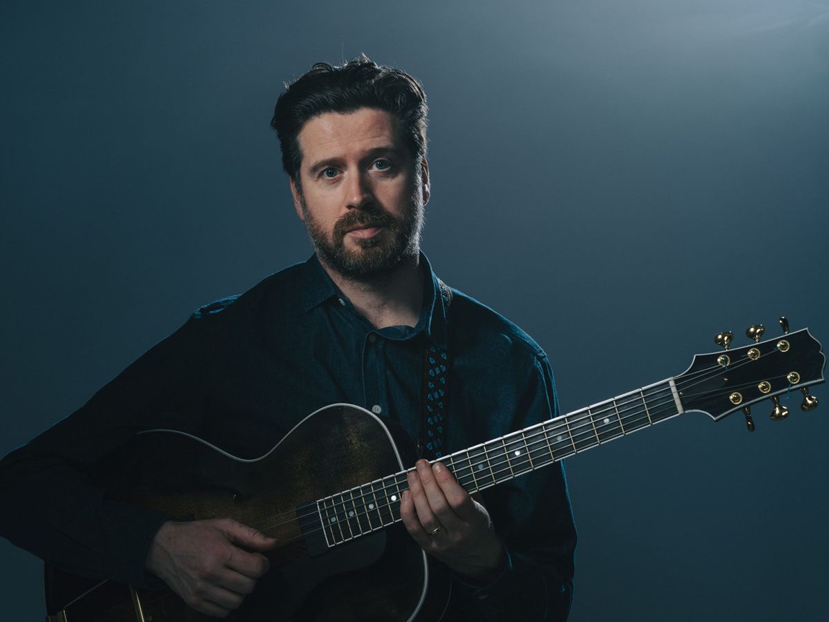Cumbernauld Folk Club Presents Kris Drever