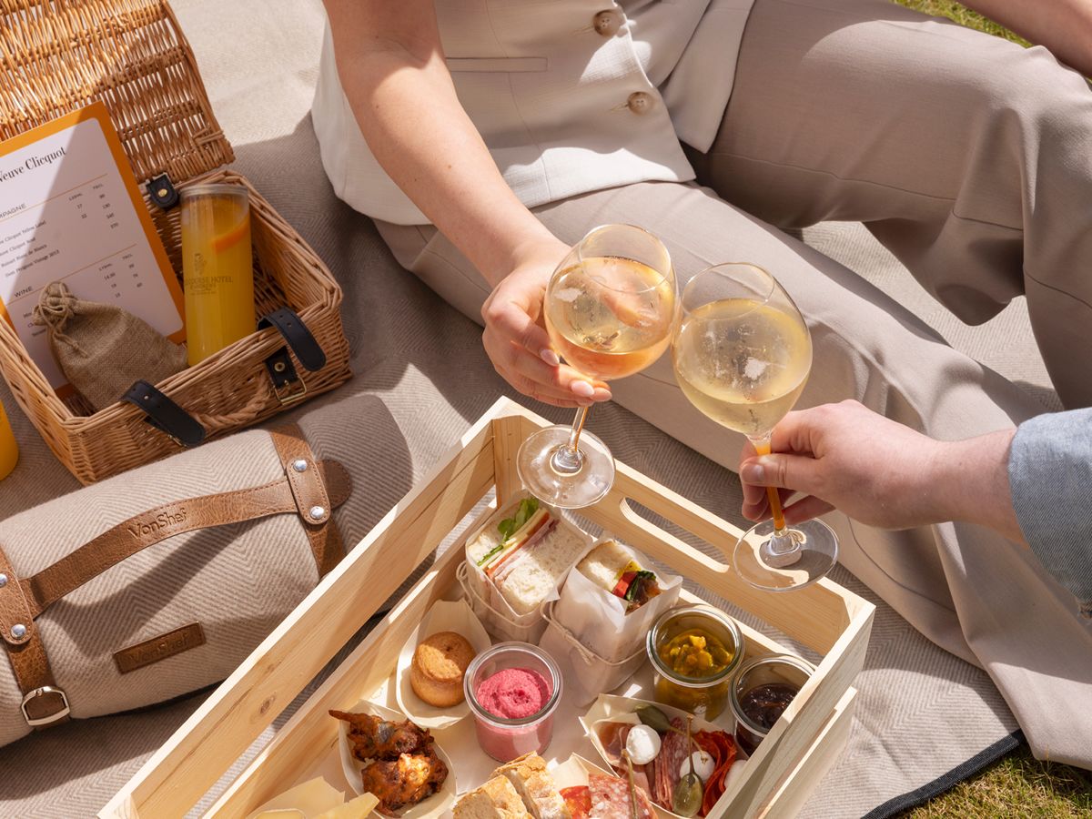 Champagne Picnic Brunch Series