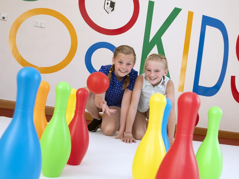 Peebles parents bowled over by new kids club