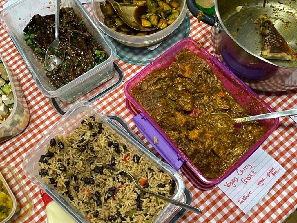Glasgow Zine Fest: Things That Go Well with Rice: A Being Mixed Food Zine Potluck