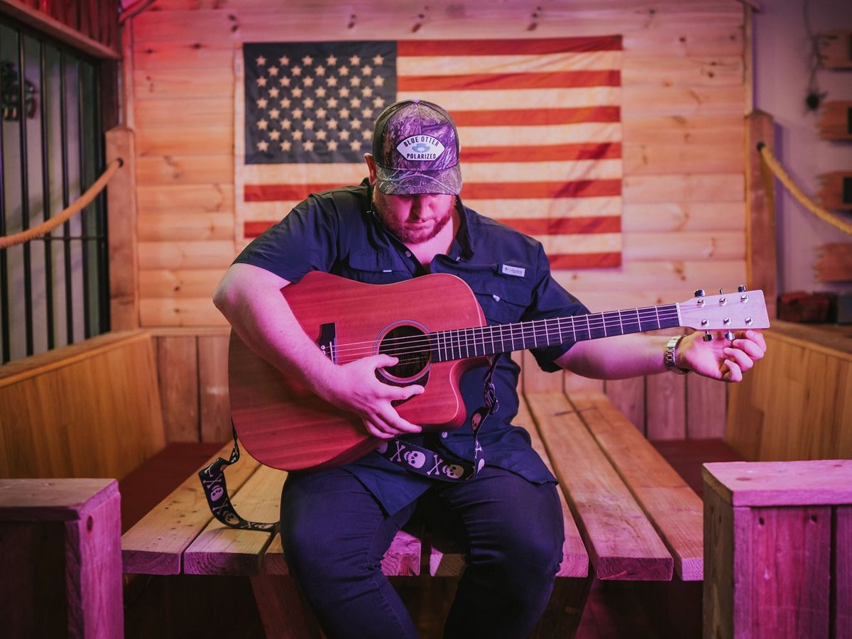 Luke Combs UK