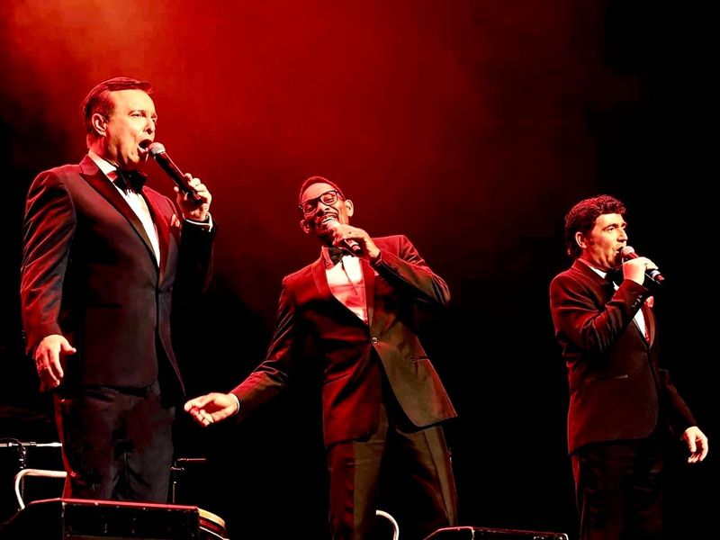 Las Vegas Live With The Rat Pack