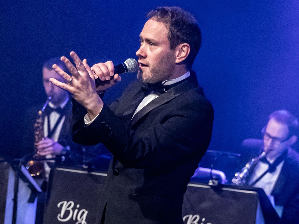 Big Band Bublé & Bubbles