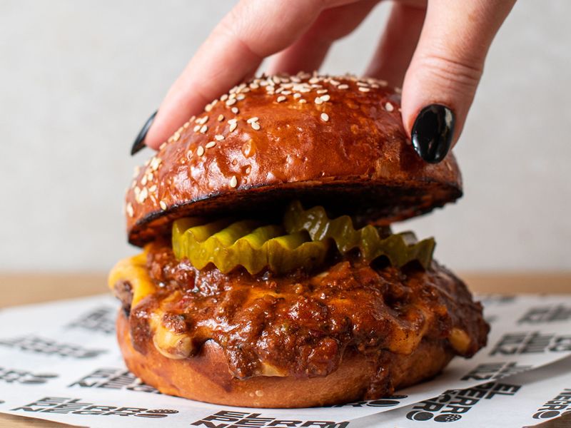 Award winning Glasgow restaurant launches hottest burger yet!