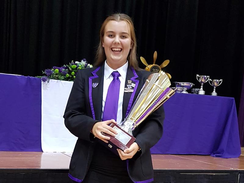 Stirling School Girl wins Young Entrepreneur Award