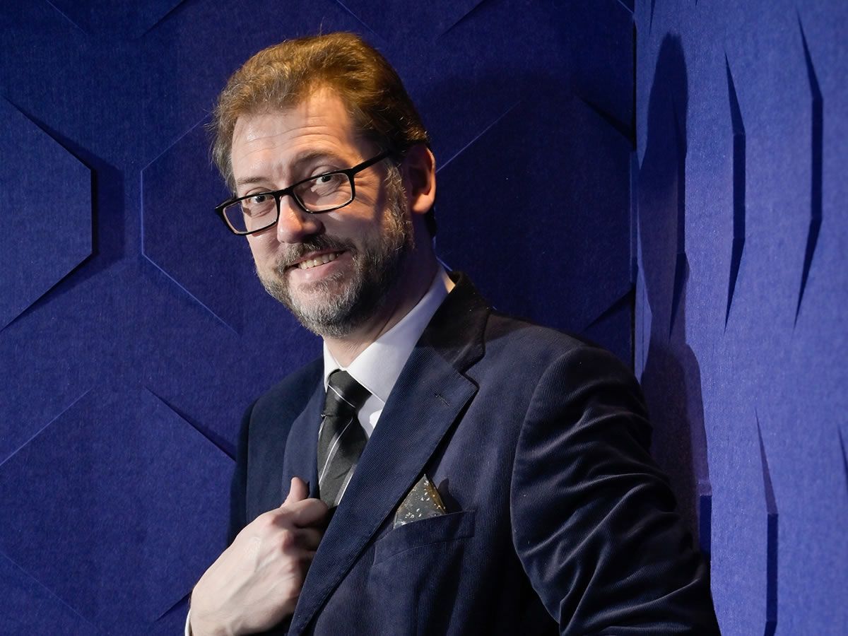 A Seriously Groovy Movie Christmas with Dr Tom Christie