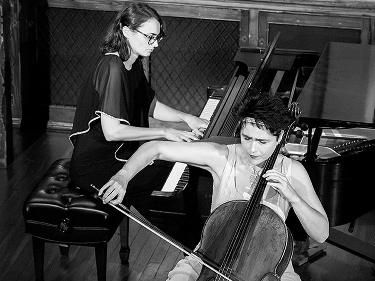 A Tribute to Vera Brittain and Winifred Holtby: Between the Sandhills and the Sea