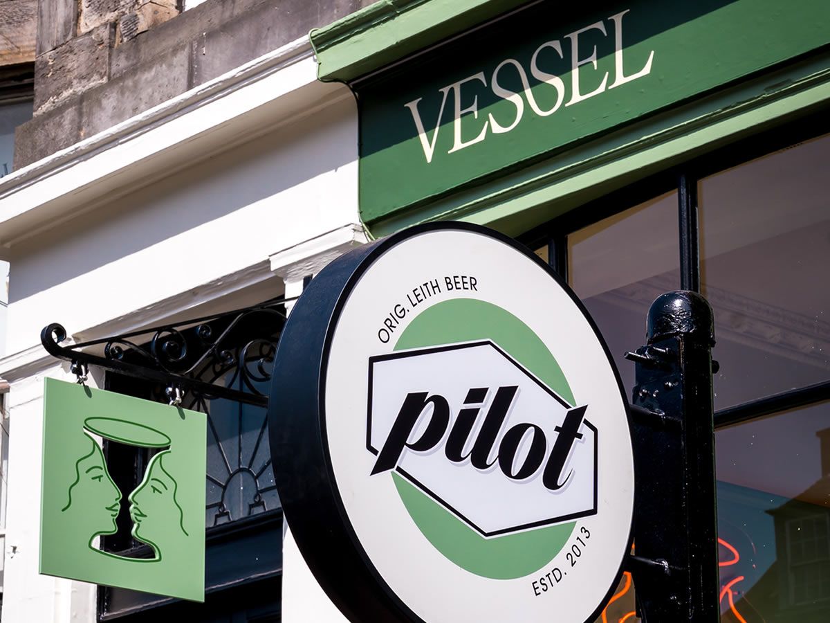 Pilot set for take off with brand new bar!