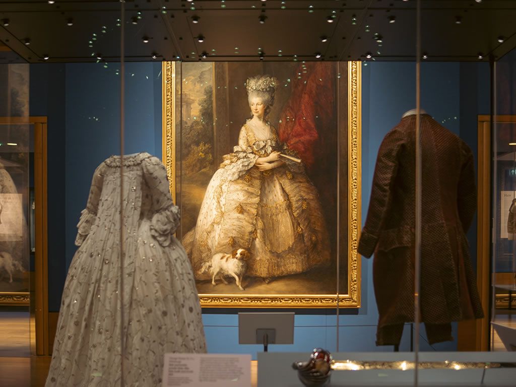 Georgian fashions and majestic paintings go on display as The Kings Gallery reopens