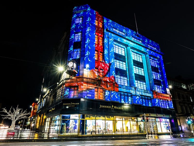 Johnnie Walker Princes Street illuminates Edinburgh with stunning festive display