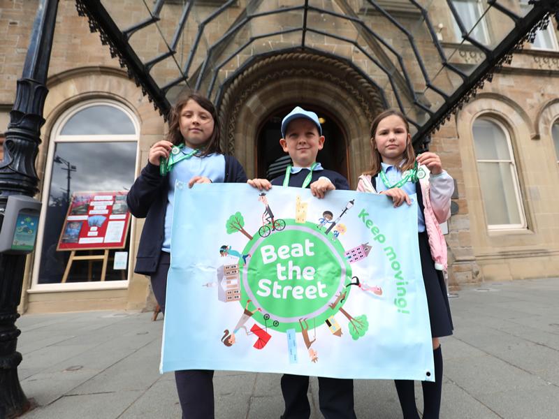 Beat the Street Cambuslang and Rutherglen enters its Go Travel week with nearly 8,000 people walking, cycling and wheeling around the towns in a free game