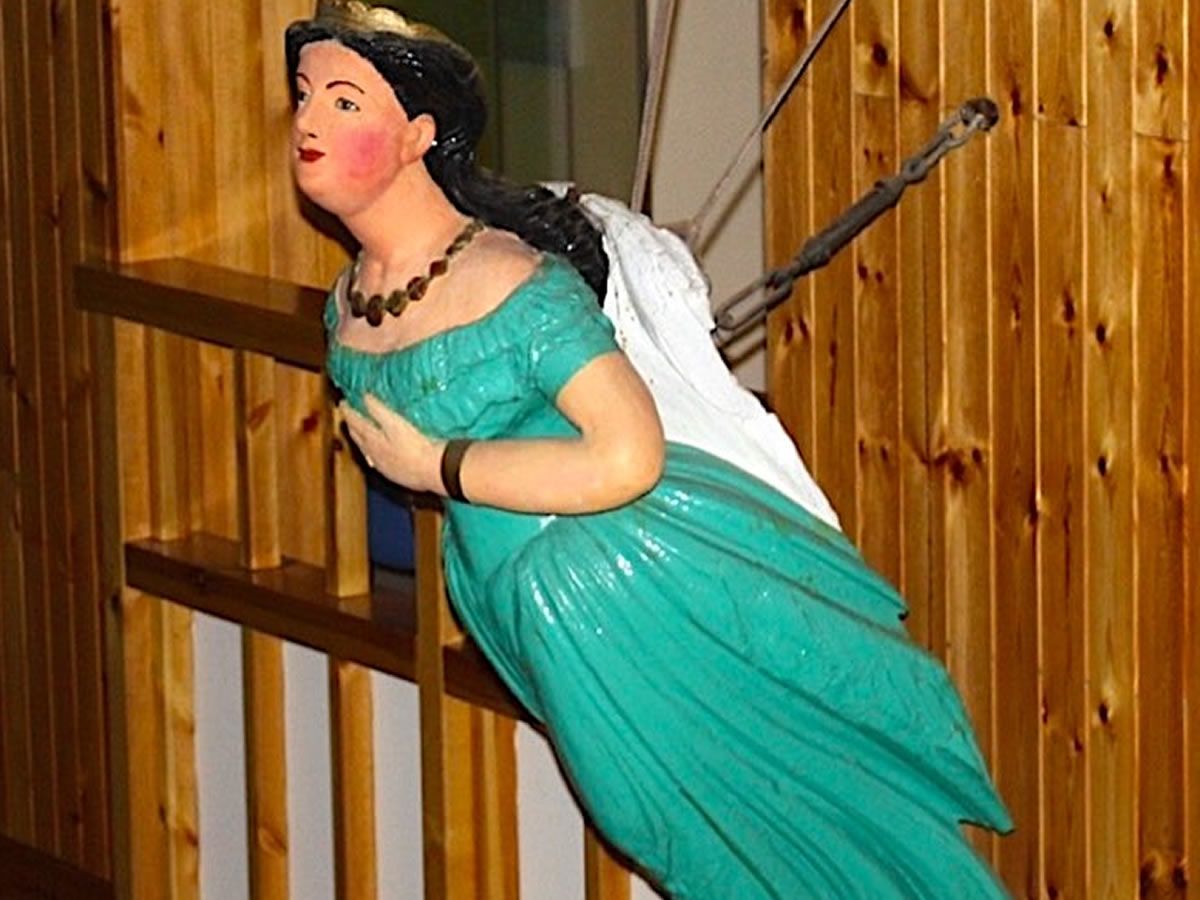Finding the Fairy Queen’s Voice:  A Talk by Ellie Hyland