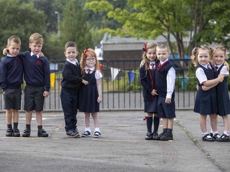 Four sets of twins start school together at Renfrewshire primary school