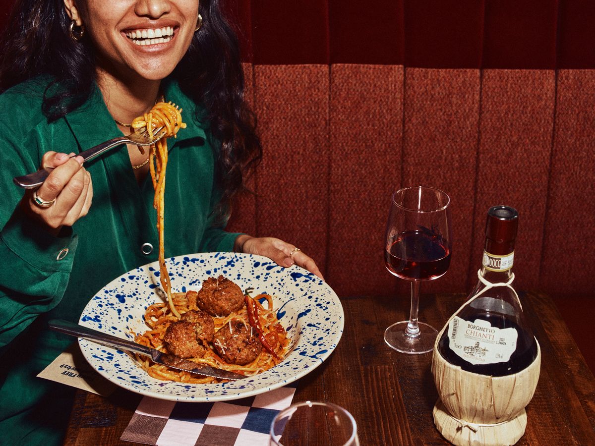 Zizzi celebrates a fresh era with a new menu and app, by giving 132 people free pasta for one year