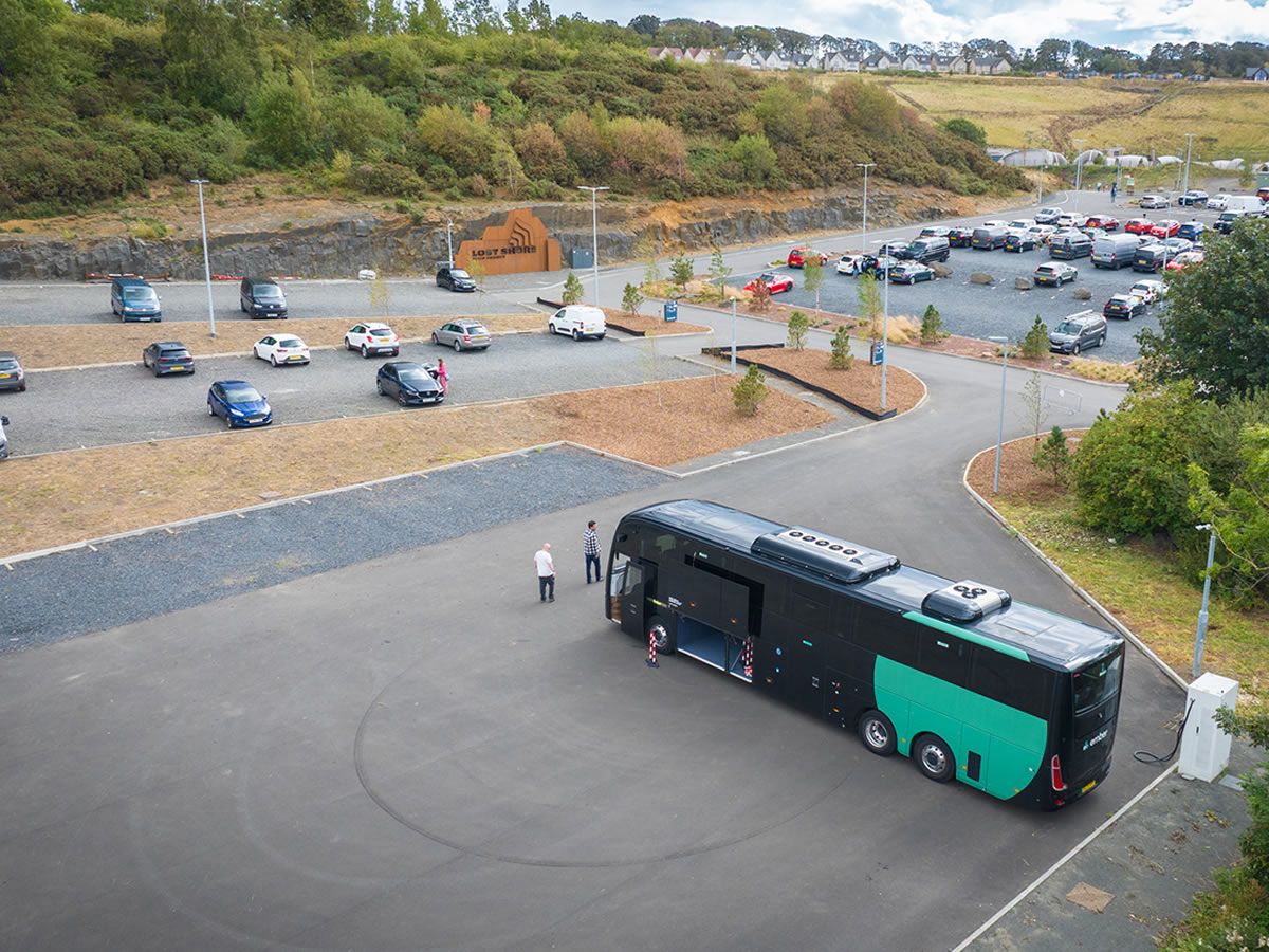 Shuttle Bus Route Launched at Lost Shore Surf Resort