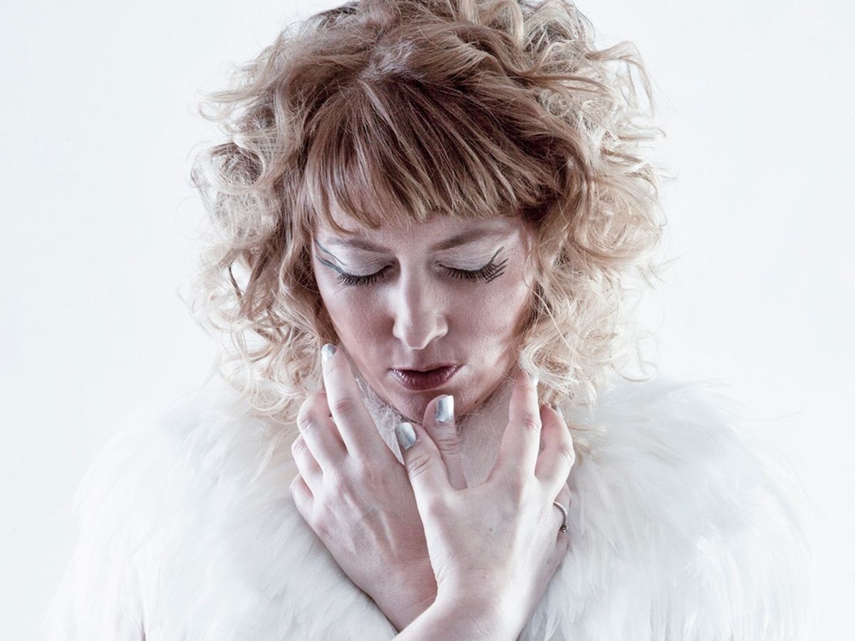 Cryptic Nights: Flutter - Aurora Engine