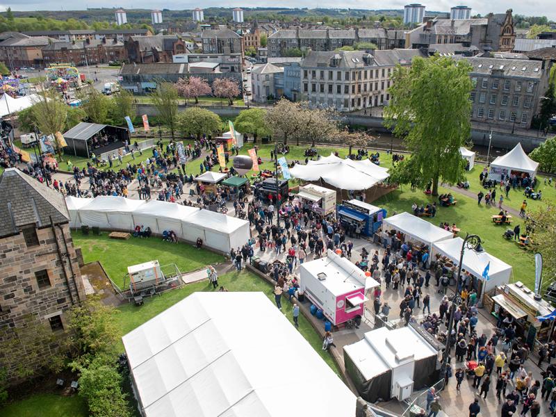 Thousands turn out to enjoy feast of fun at Paisley Food and Drink Festival 2019