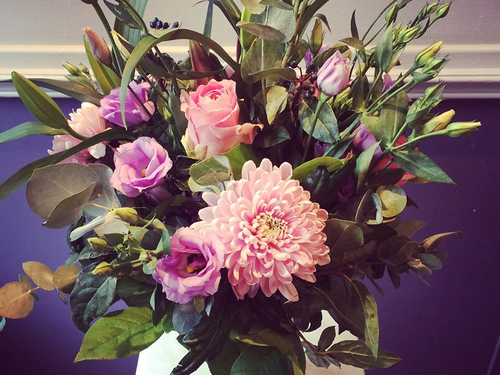 Seasonal Vase Flower Arrangements
