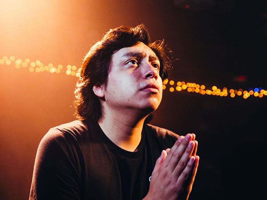 Martin Urbano: Apology Comeback Tour