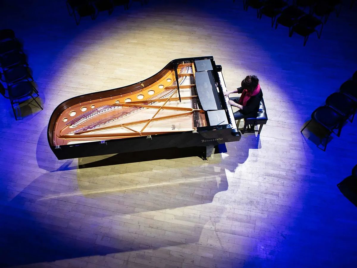 Keyboard Sessions with Rolf Hind
