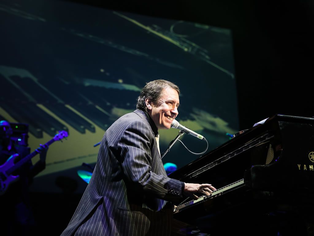 Jools Holland & His Rhythm & Blues Orchestra