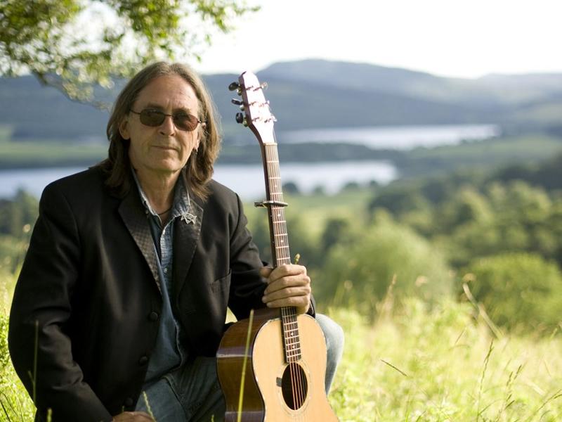 Dougie MacLean