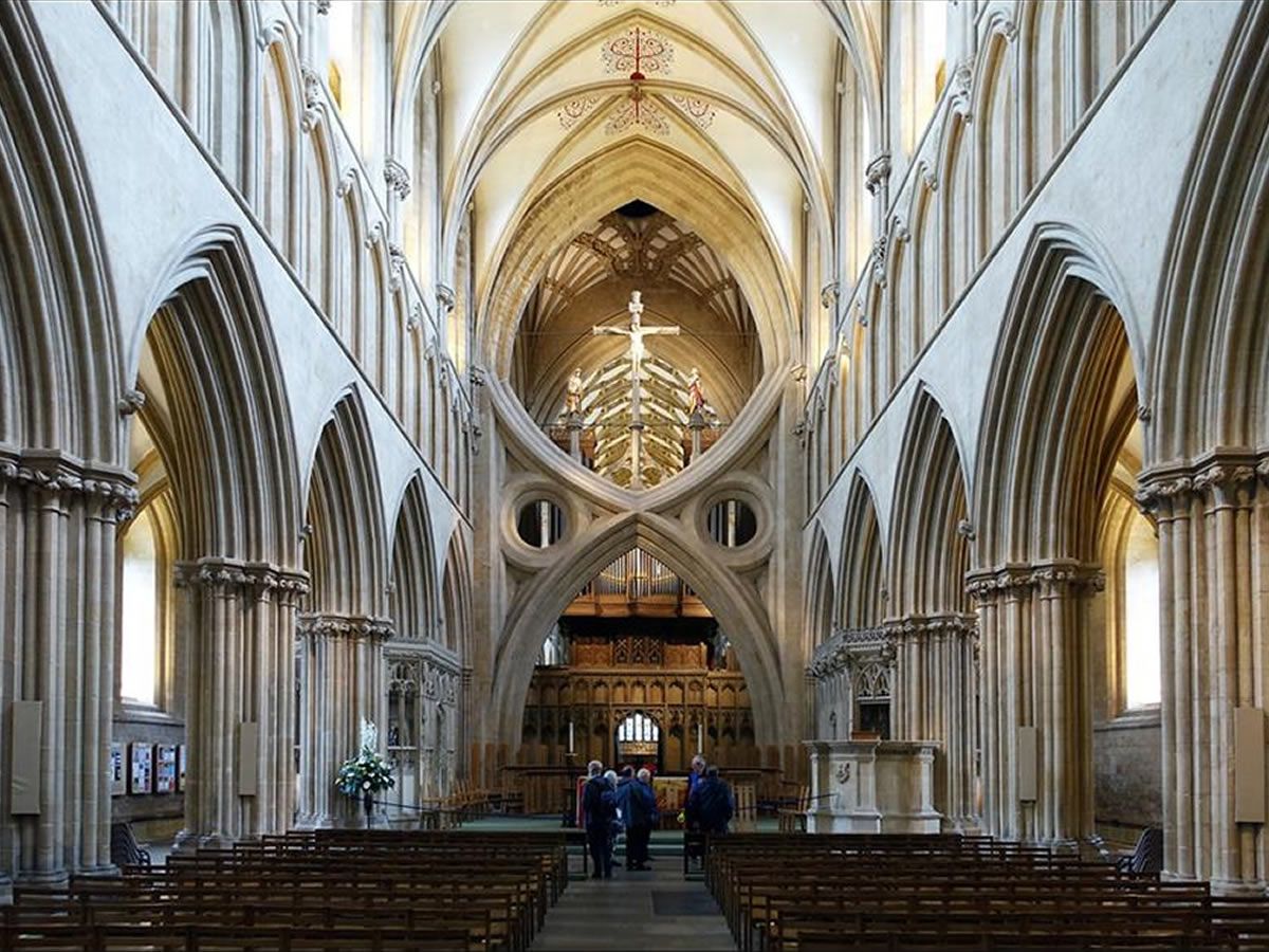 Portraits in Stone: The Great Cathedrals