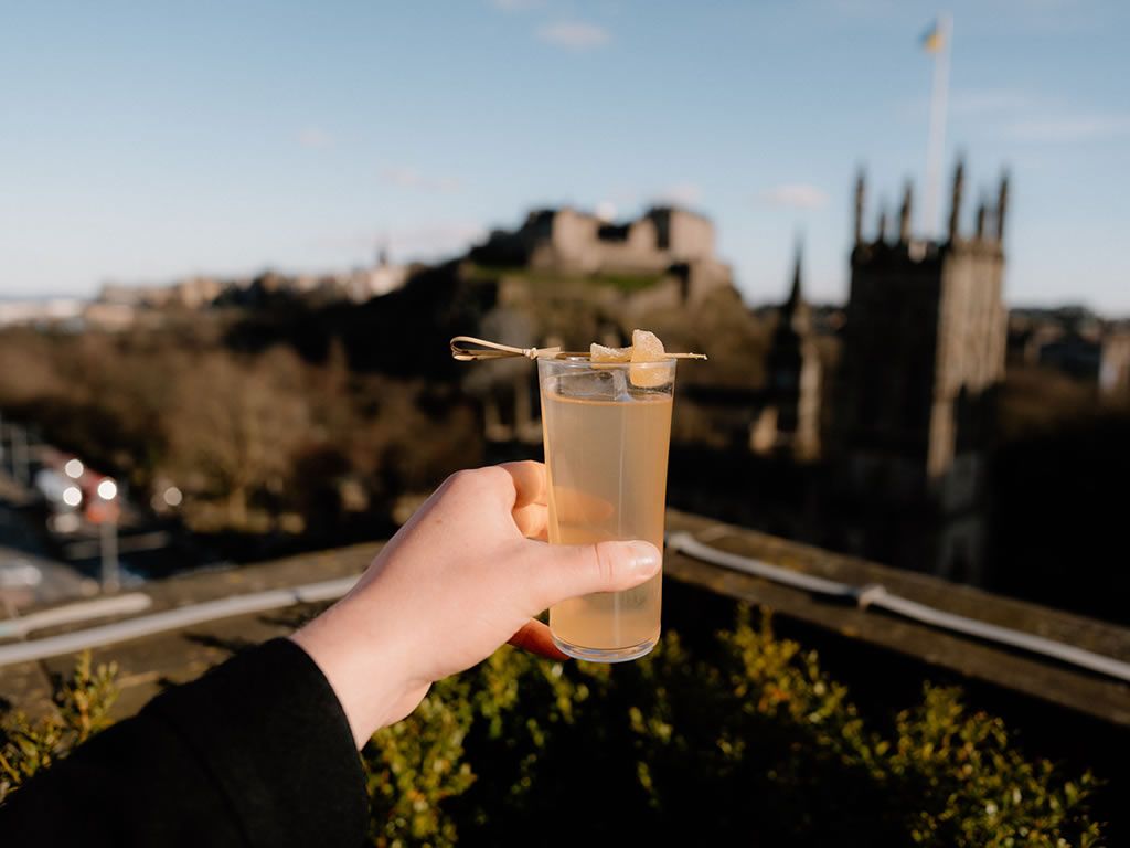 Feel the Romance at Johnnie Walker Princes Street this Valentines Day