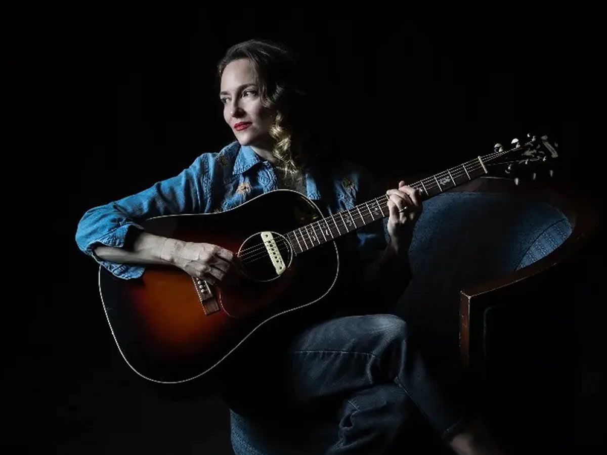 Dawn Landes