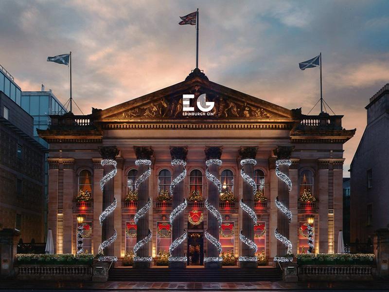 Edinburgh Gin Advert premieres with projection onto The Dome