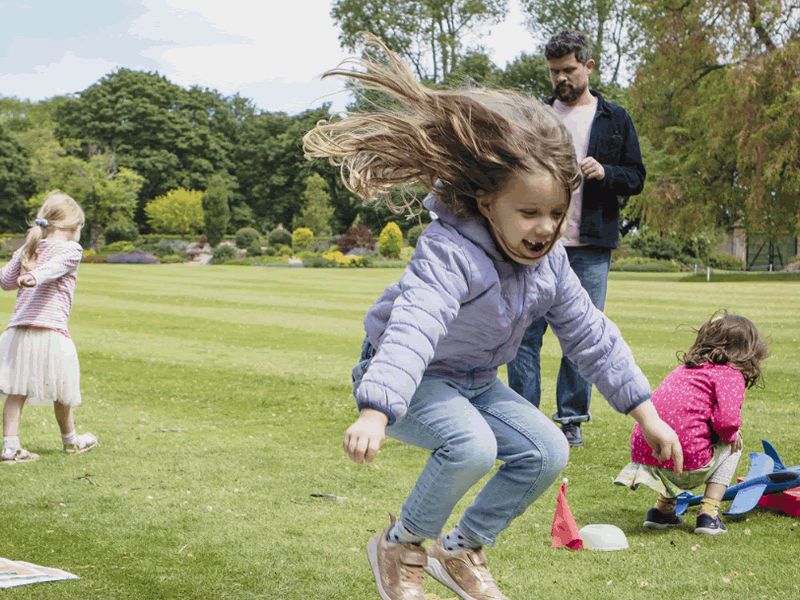 The Thistle and The Rose: Activity day