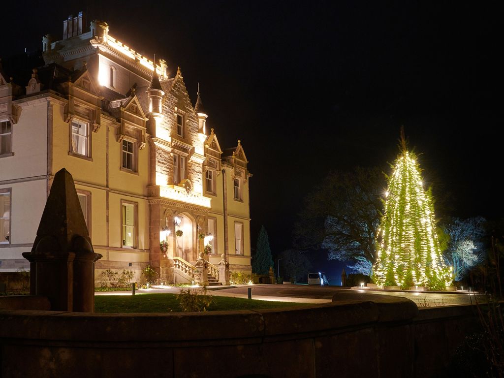 Cameron House Festive Market