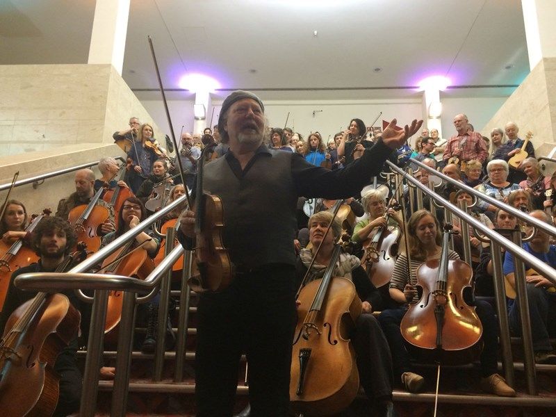Trad Strings Village with Alasdair Fraser and Natalie Haas