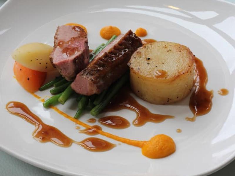 Eat Out To Help Out extended throughout September at Metropolitan Cocktail Bar & Restaurant