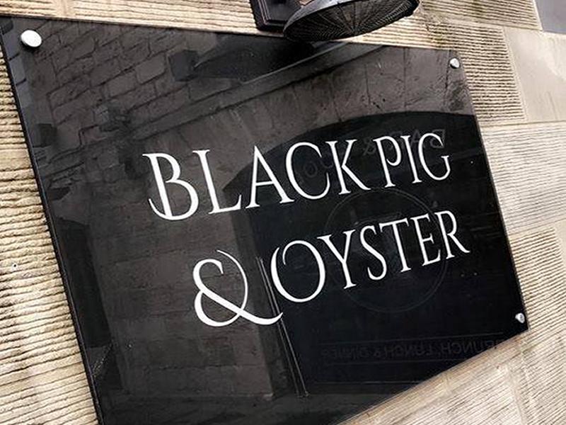 Black Pig And Oyster