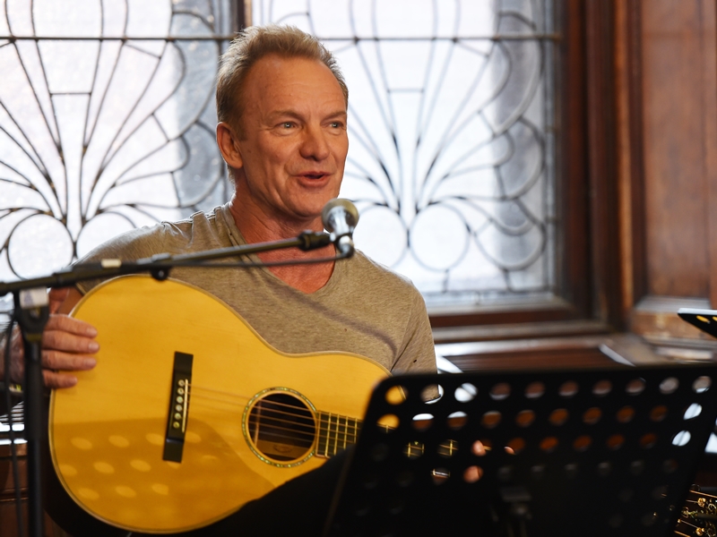 Sting visits Fairfield Heritage Centre in Govan