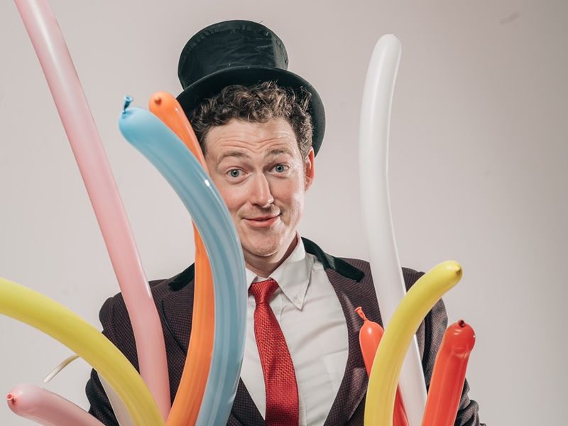 Balloon Twisting Workshop with Magic Gareth