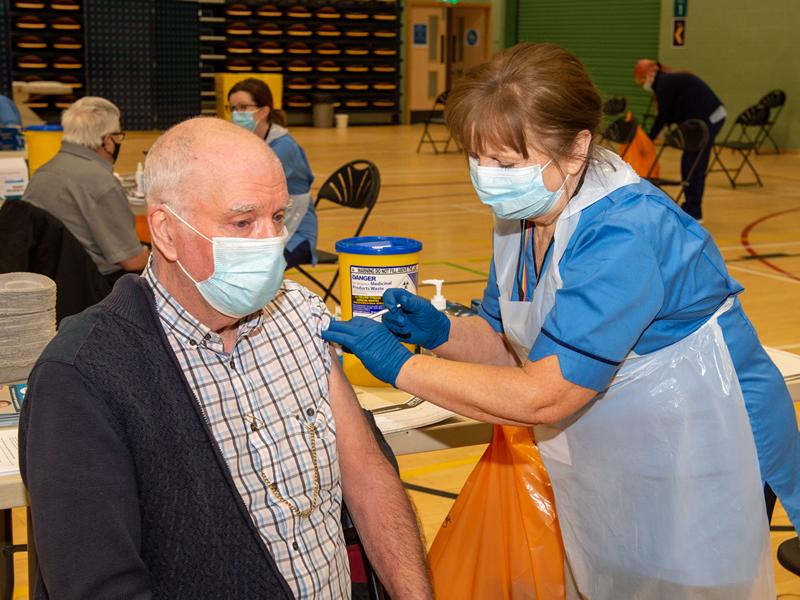 First visitors welcomed to Renfrewshire vaccination centres