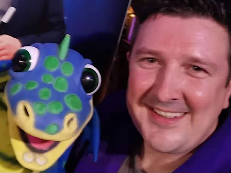 Leigh Milne’s Crazy Puppet Magic Show
