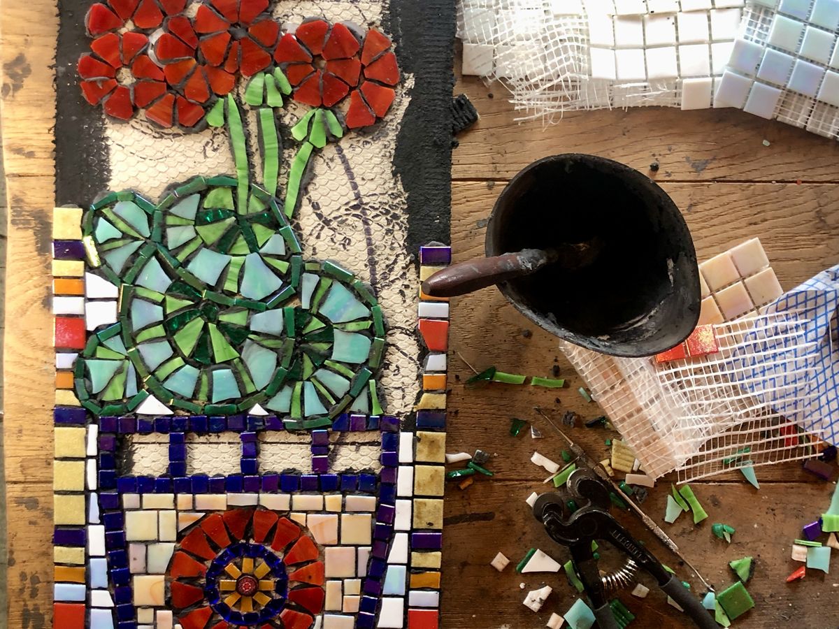 Intermediate Garden Mosaics with Rhona Duffy