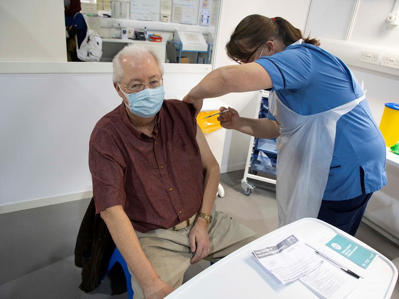 East Renfrewshire Provost rolls up his sleeve for Covid vaccine