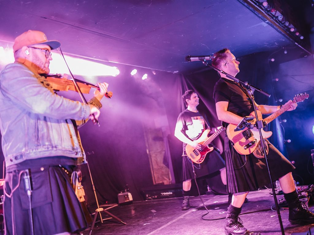 St Andrew’s Day Rock Ceilidh with Bahookie
