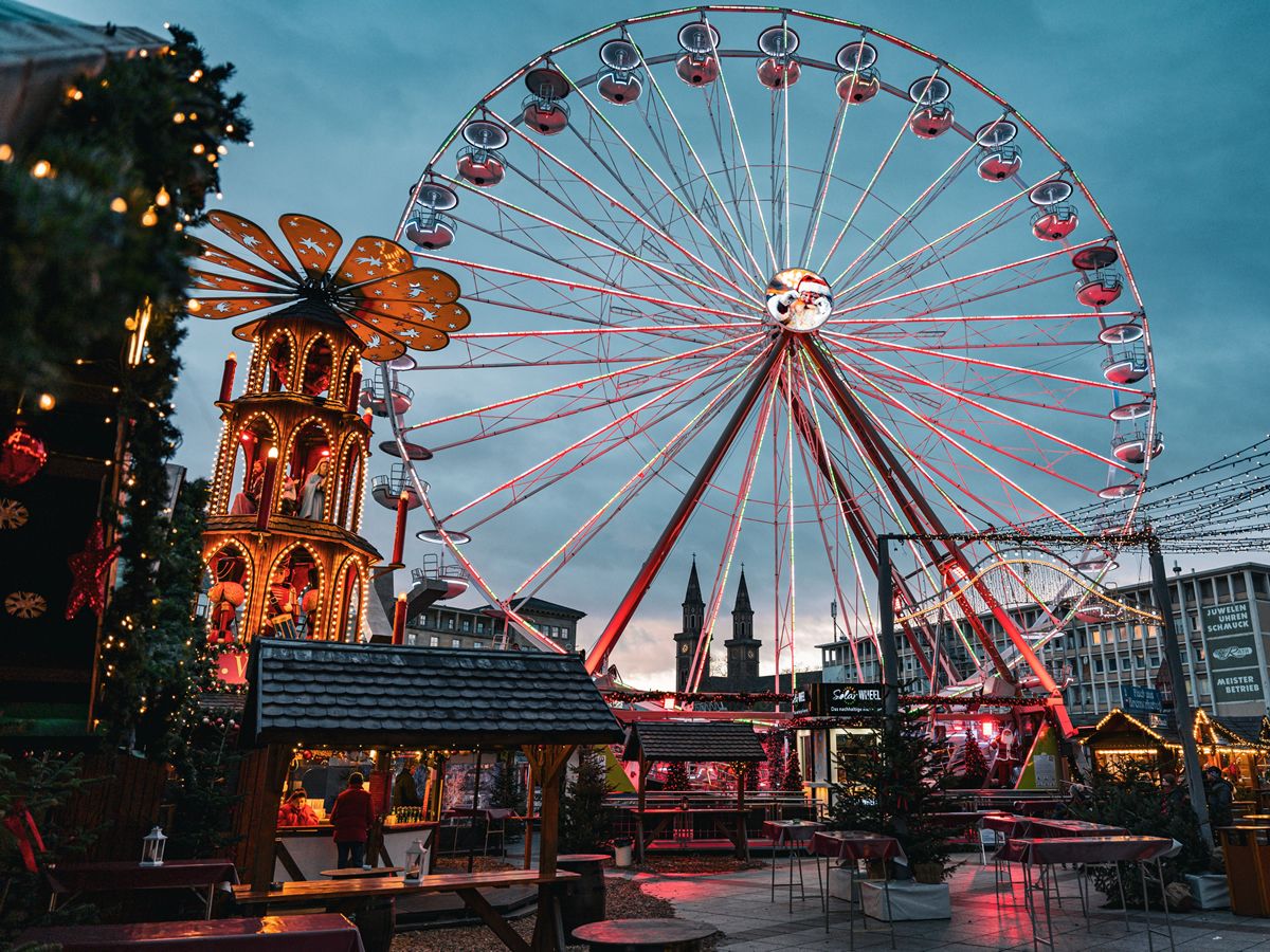 Solar powered Observation Wheel, the first in the world, will be unveiled in Glasgow this Christmas