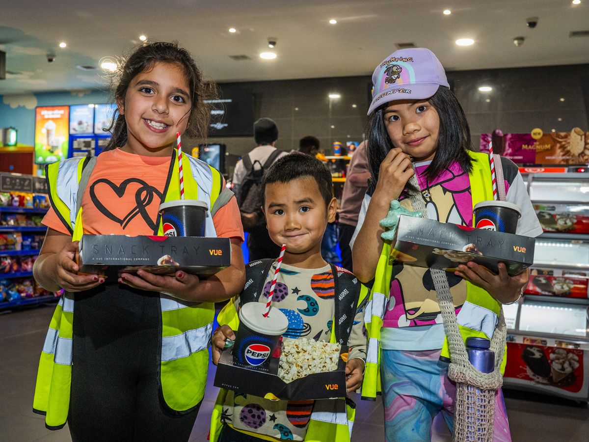 Children from local charity treated to blockbuster summer day out at Glasgow Fort