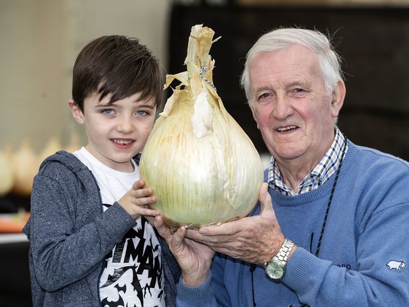 Strathclyde Leek and Onion Show and Family Fun Day