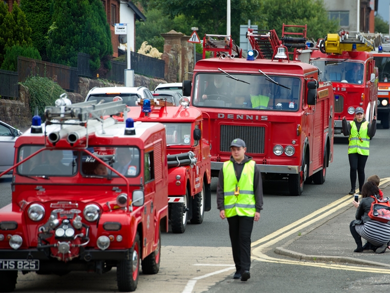 Johnstone hots up as Fire Engine Rally returns to the town